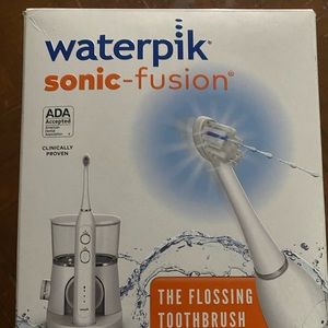 Waterpik Sonic-Fusion 2.0 Flossing Toothbrush